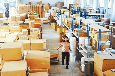 許昌跨境電商發(fā)展勢頭強勁 企業(yè)突破2000家，交易額穩(wěn)居全省第二，實業(yè)投資熱潮興起